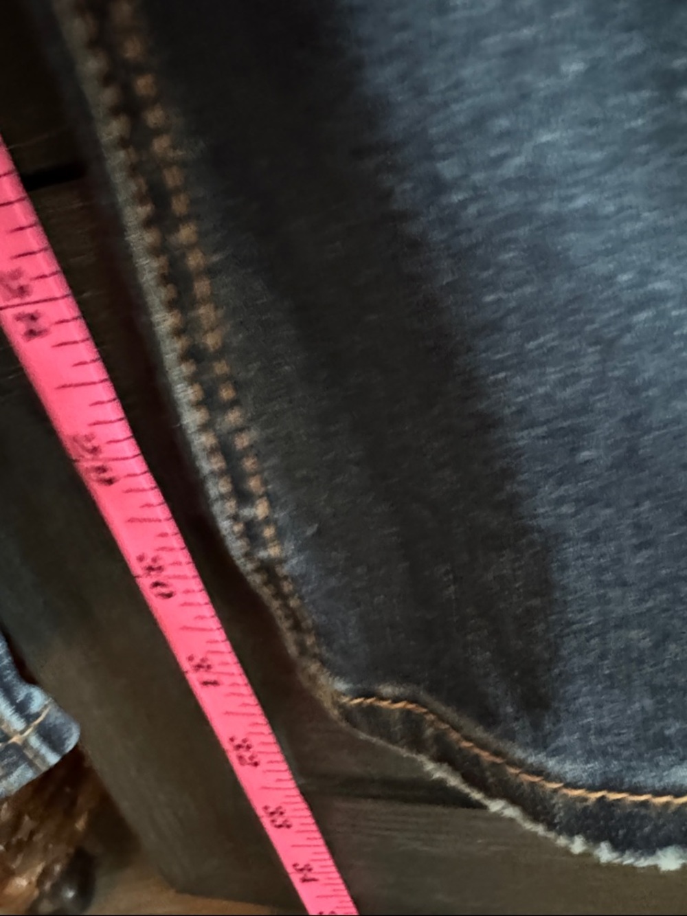 High-Rise Distressed Wide-Leg Jeans in Dark Blue Risen - Picture 3 of 4